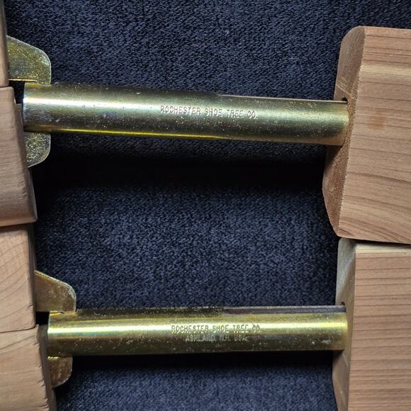 Shoe Keeper Wooden Boot Shoe Trees - Picture 4 of 11